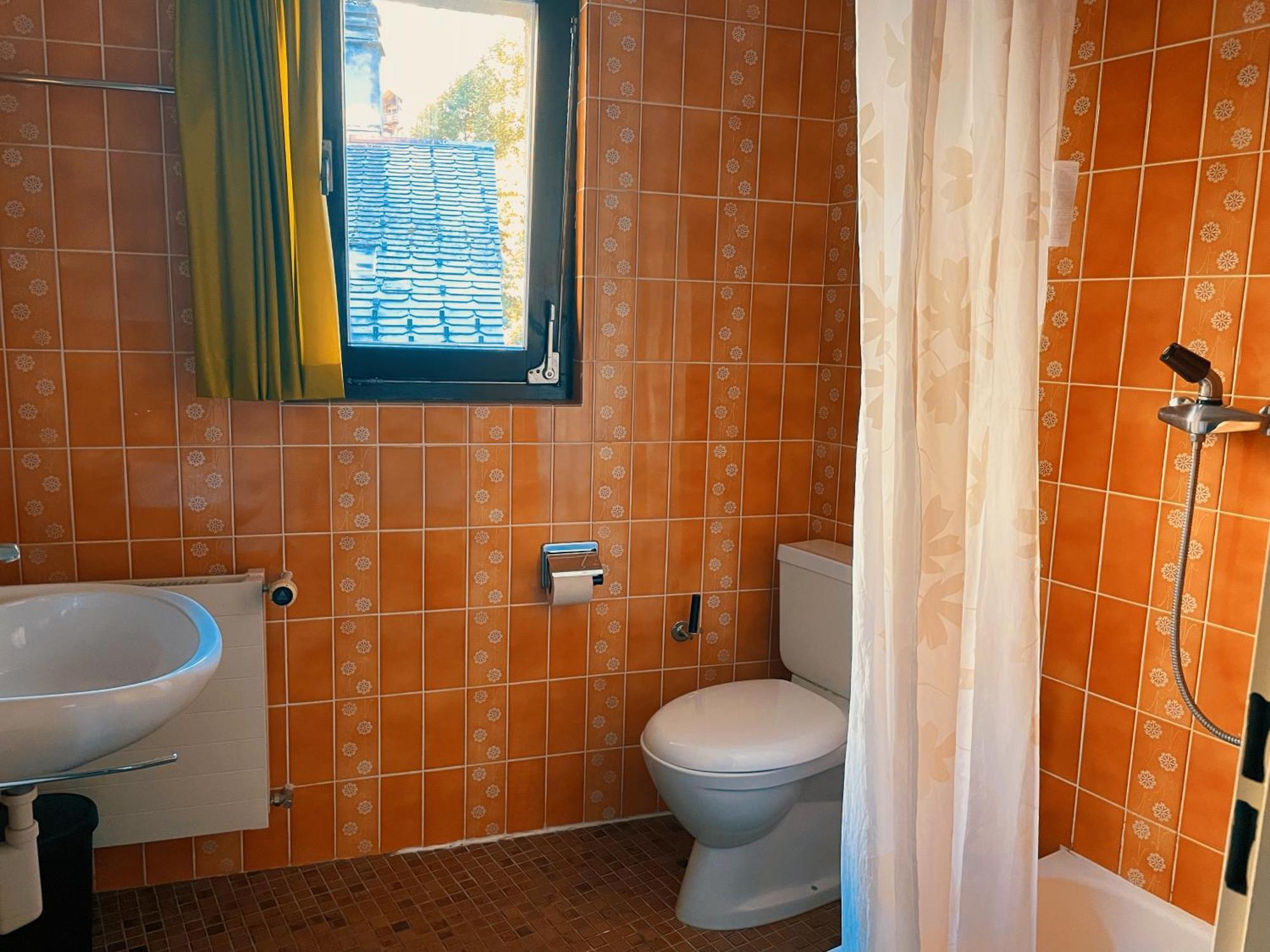 Hotel Gemmi Leukerbad Room photo